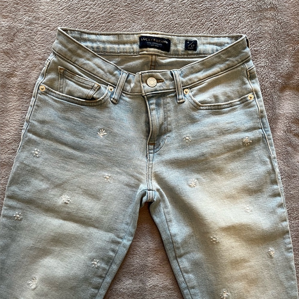 Women’s lucky brand embroidered ankle jeans